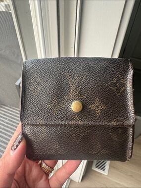 Louis Vuitton Monogram Elise Portefeuille Wallet Dark Brown